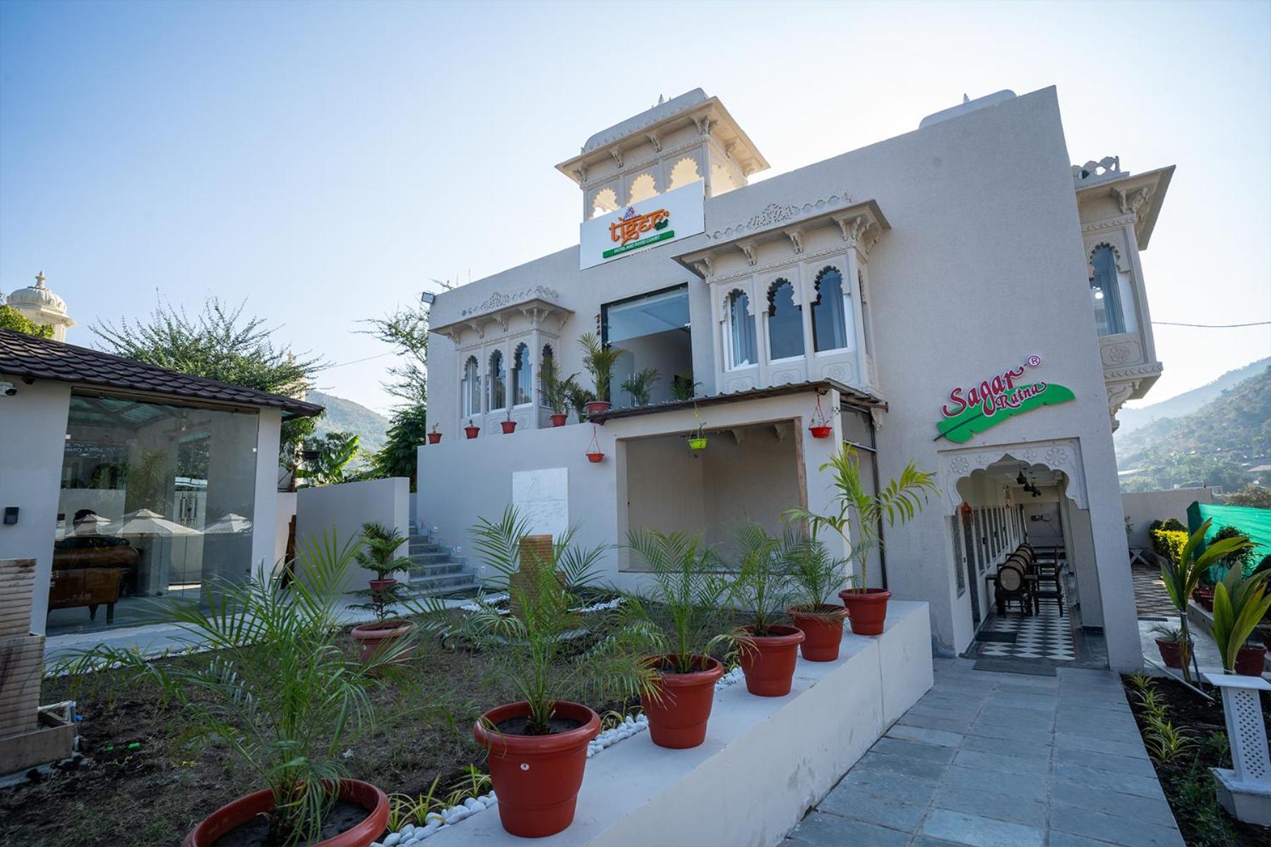 Tiger'S Trail Hotel & Food Court كمبالغره المظهر الخارجي الصورة