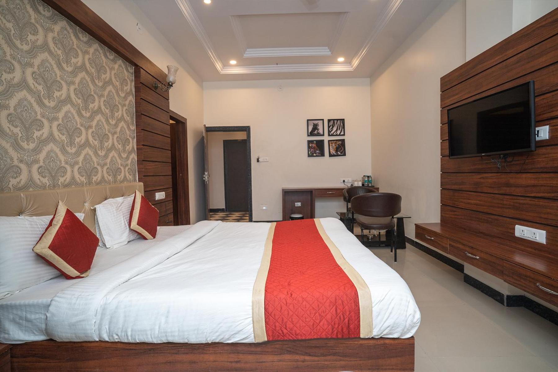 Tiger'S Trail Hotel & Food Court كمبالغره المظهر الخارجي الصورة